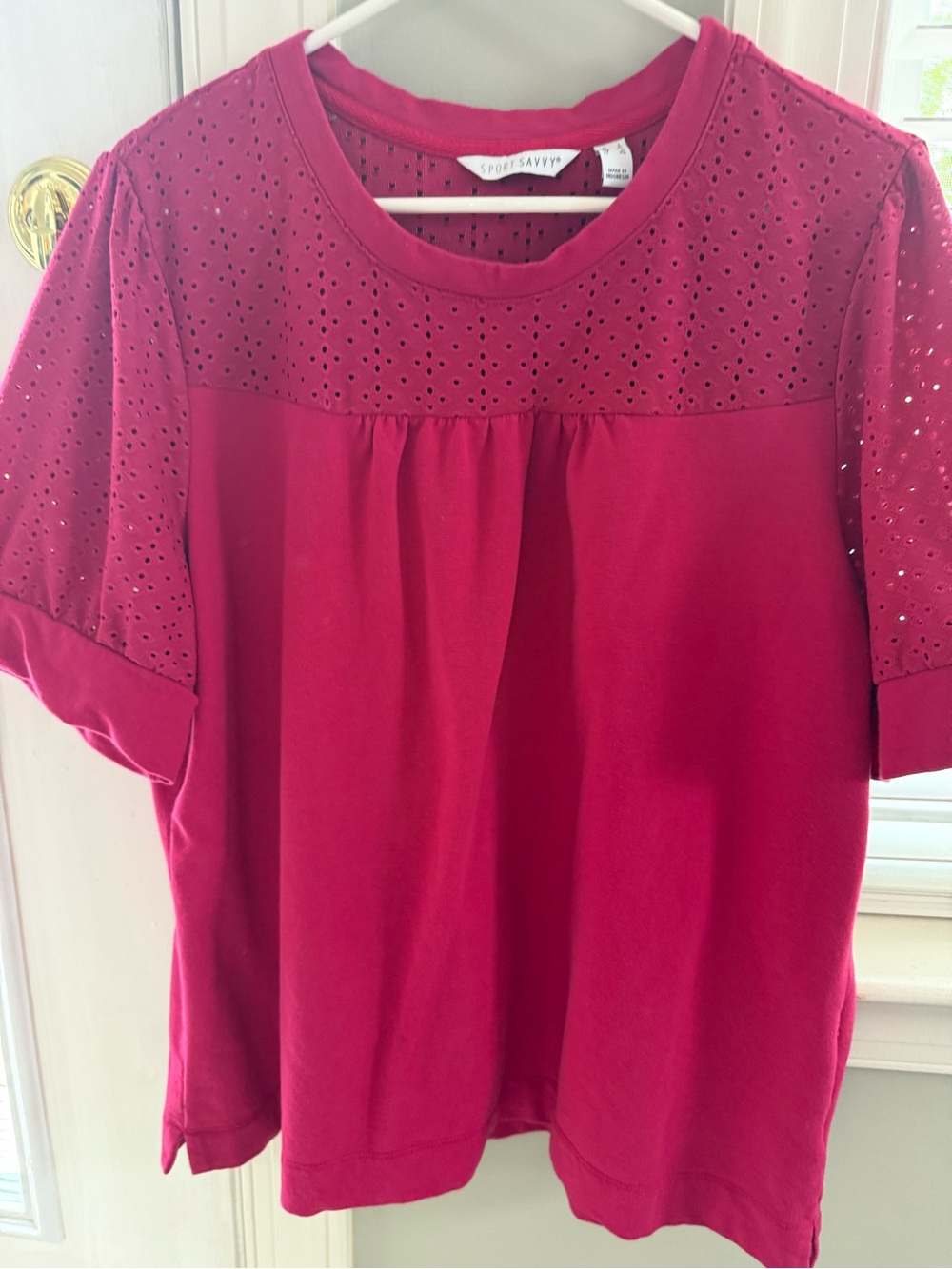 Sports Savvy T-Shirt - Size L